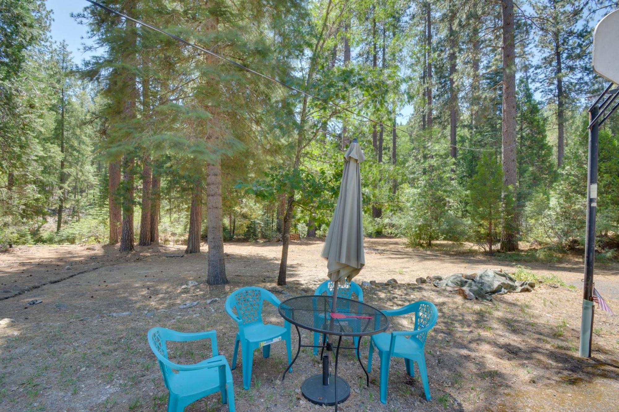Riverfront Home Near Yosemite National Park! Groveland Exteriör bild